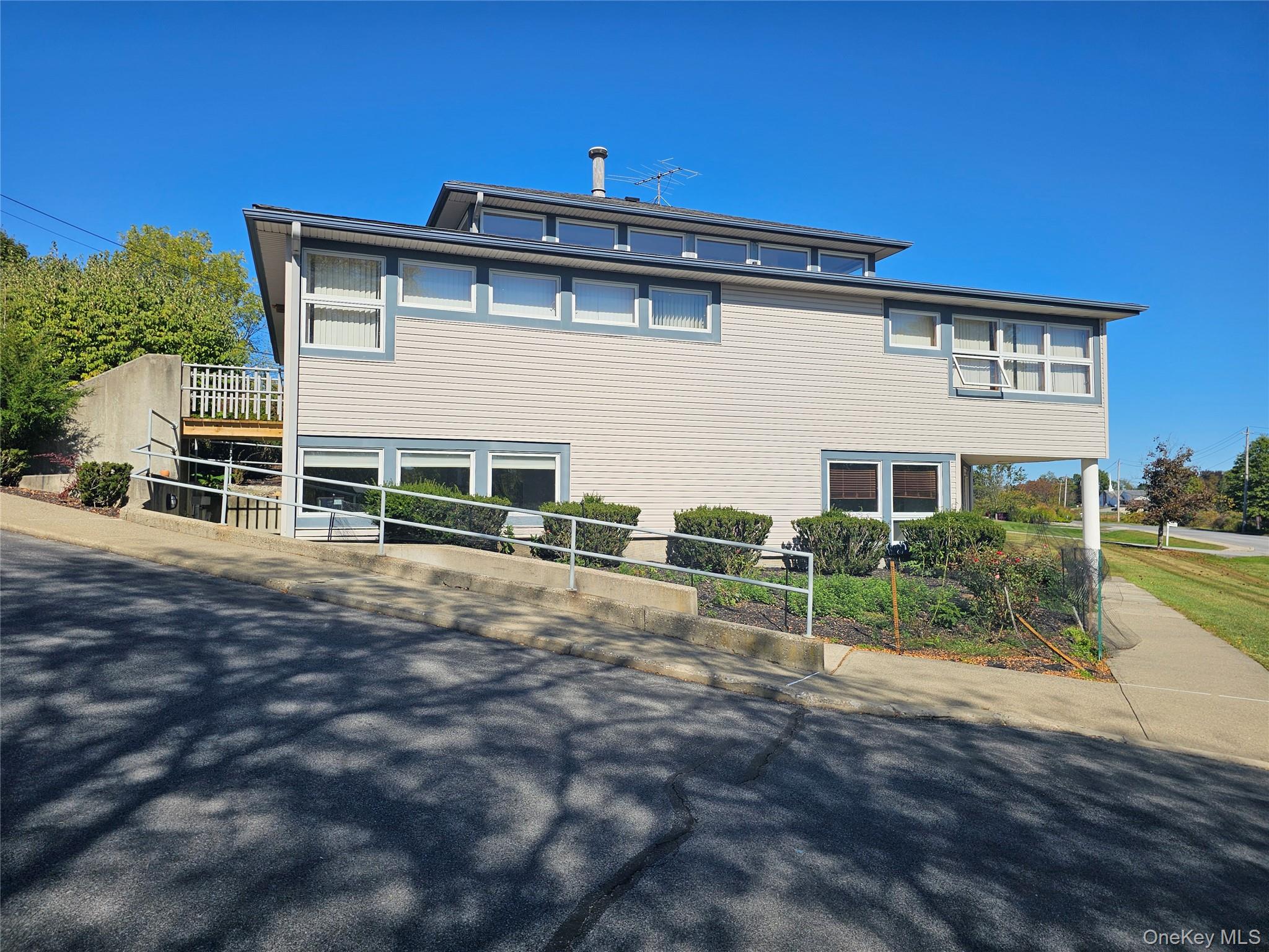 45 Ronald Reagan Boulevard Property Photo 16