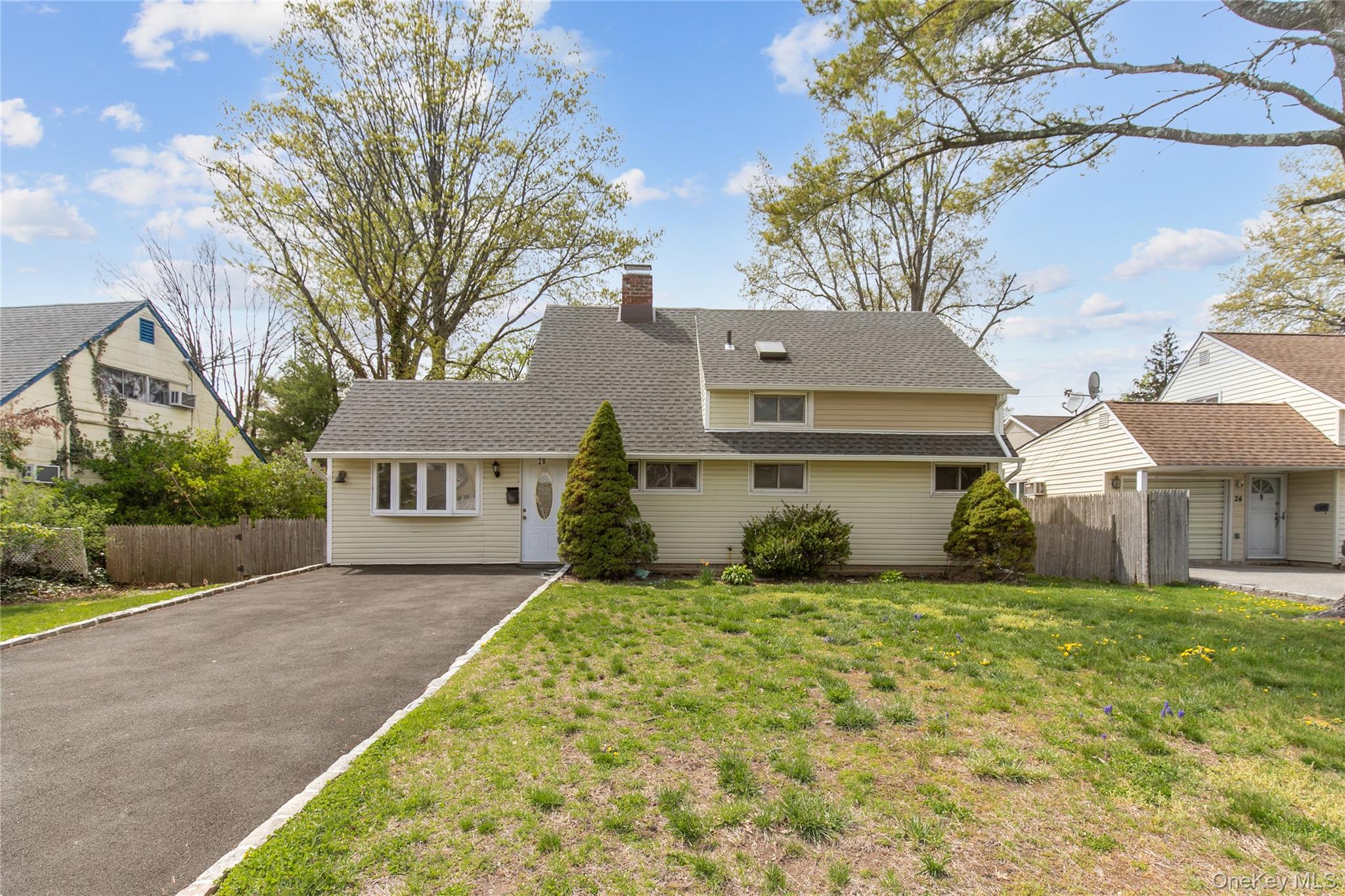 28 Apollo Lane Property Photo 2