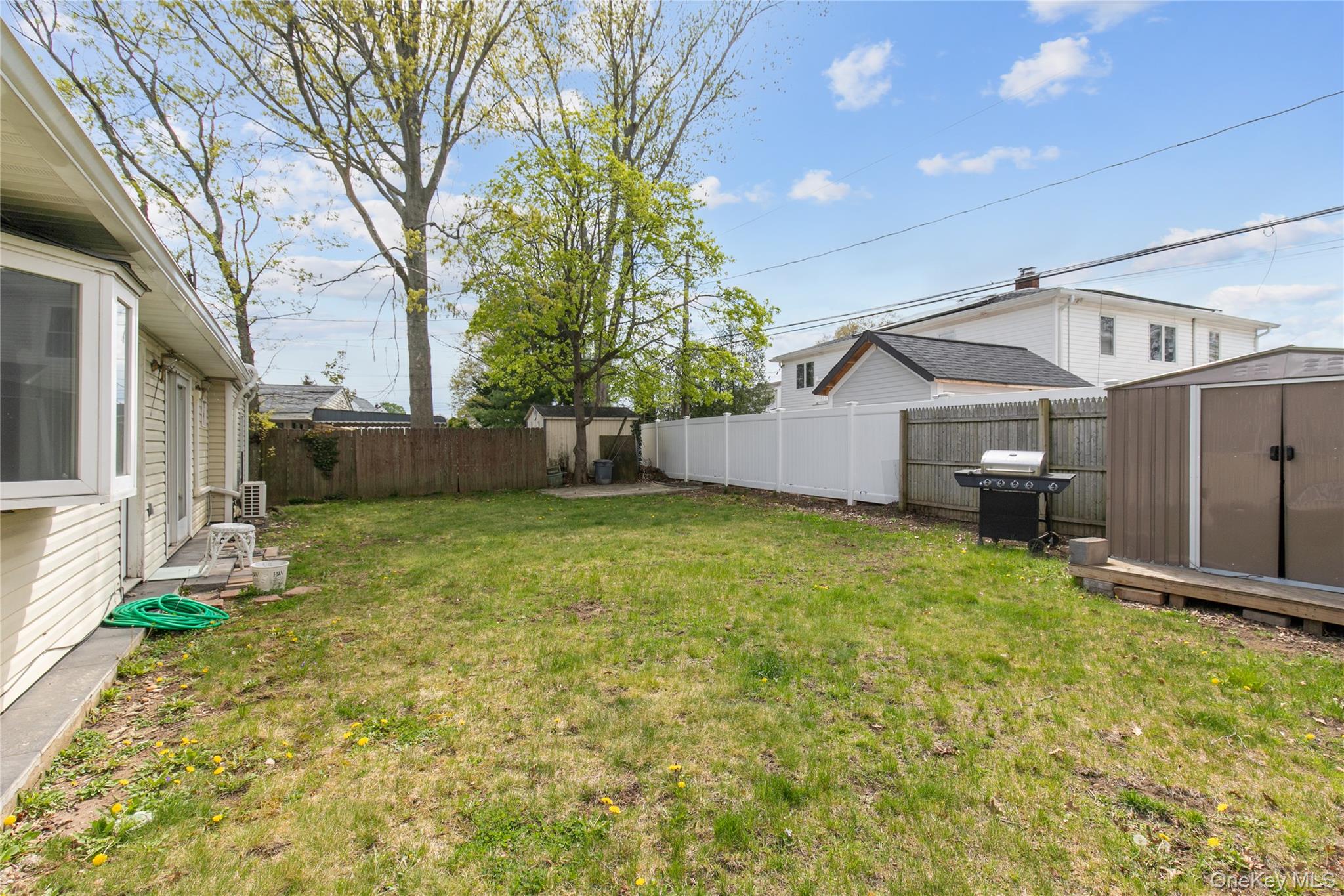 28 Apollo Lane Property Photo 5