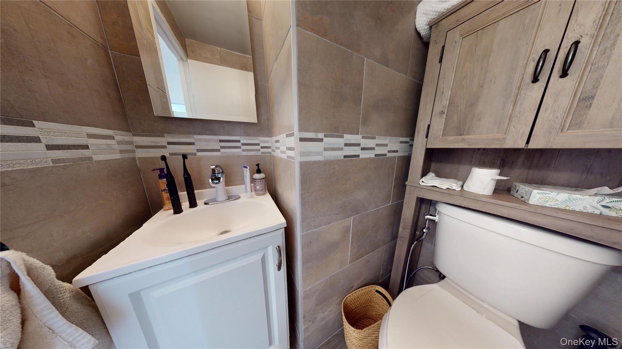 4 Fordham Hill Oval 8c Property Photo 10
