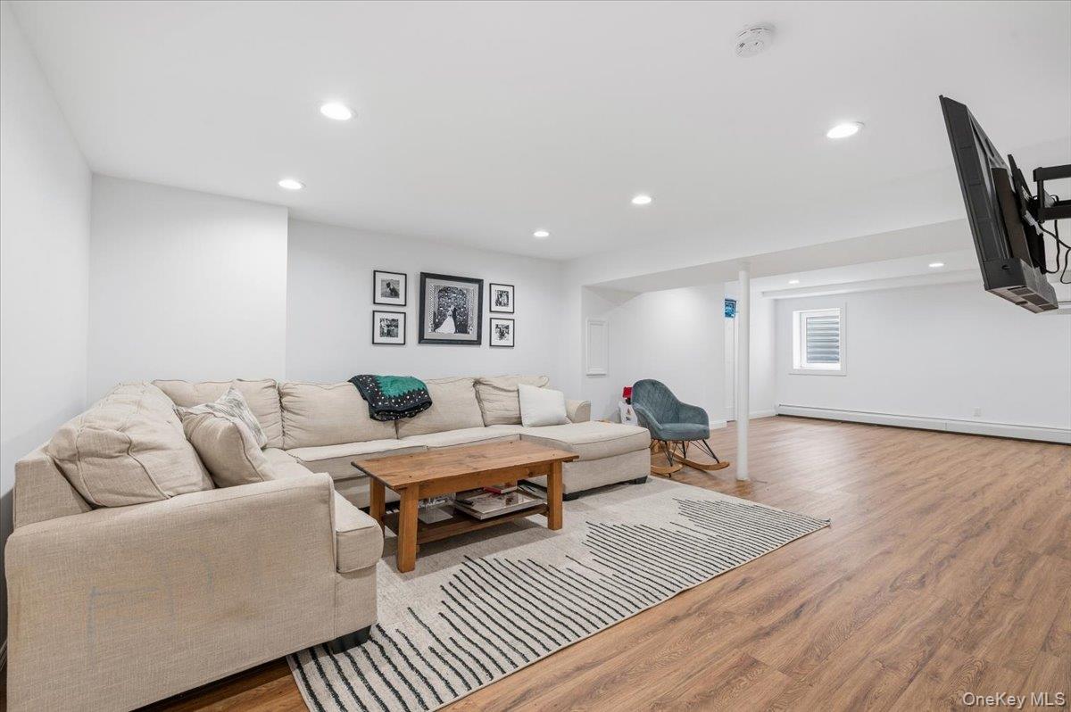 111 Charles Street B Property Photo 26
