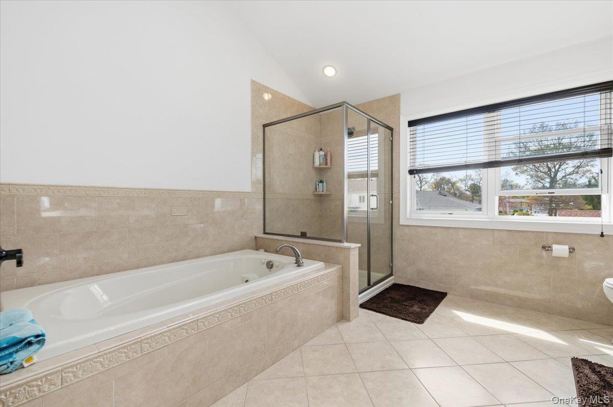 111 Charles Street B Property Photo 38
