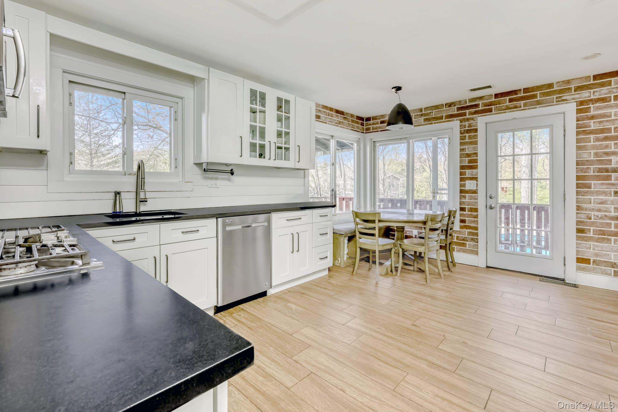 13 Gladwyne Court Property Photo 8