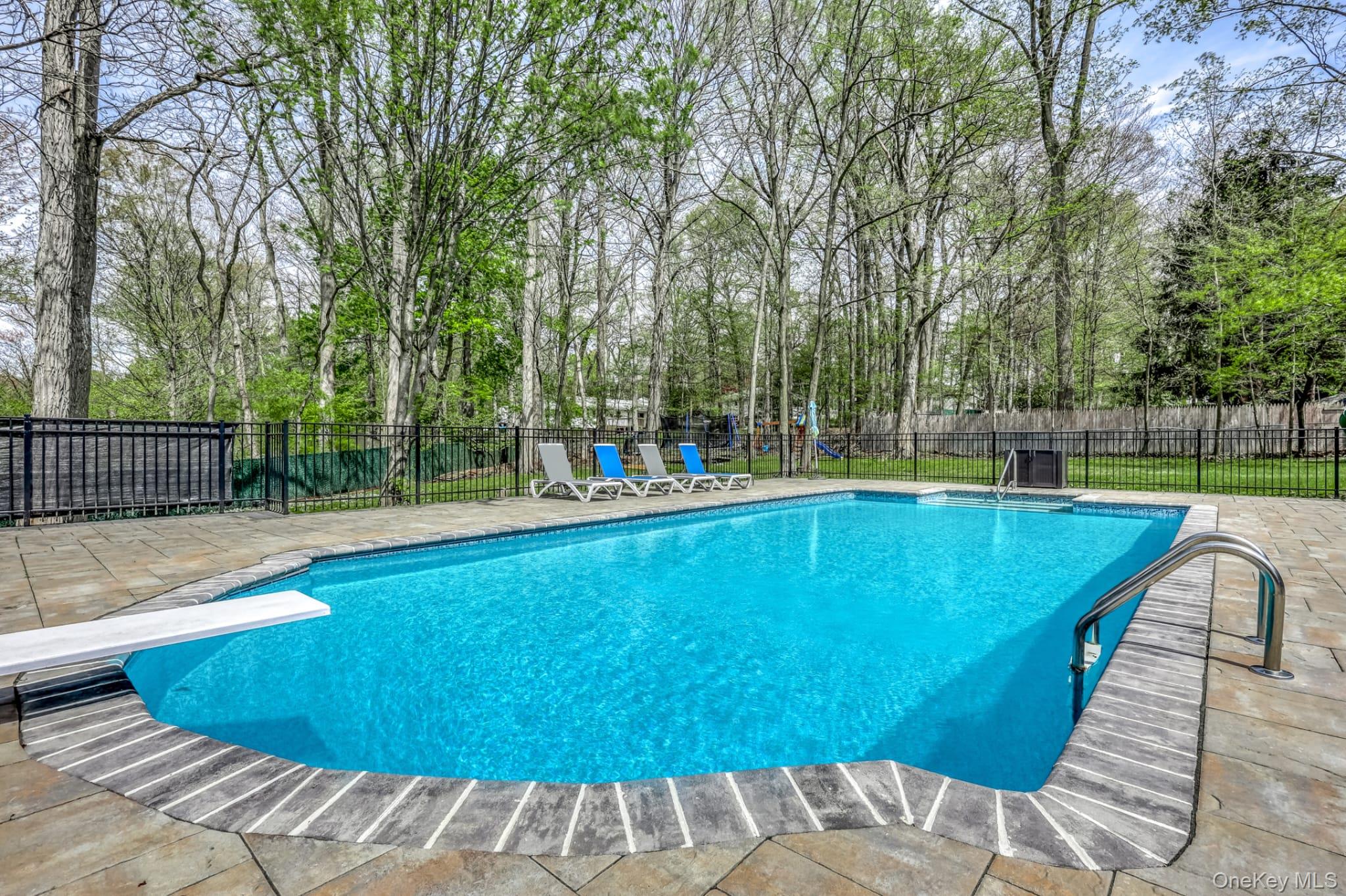 13 Gladwyne Court Property Photo 27