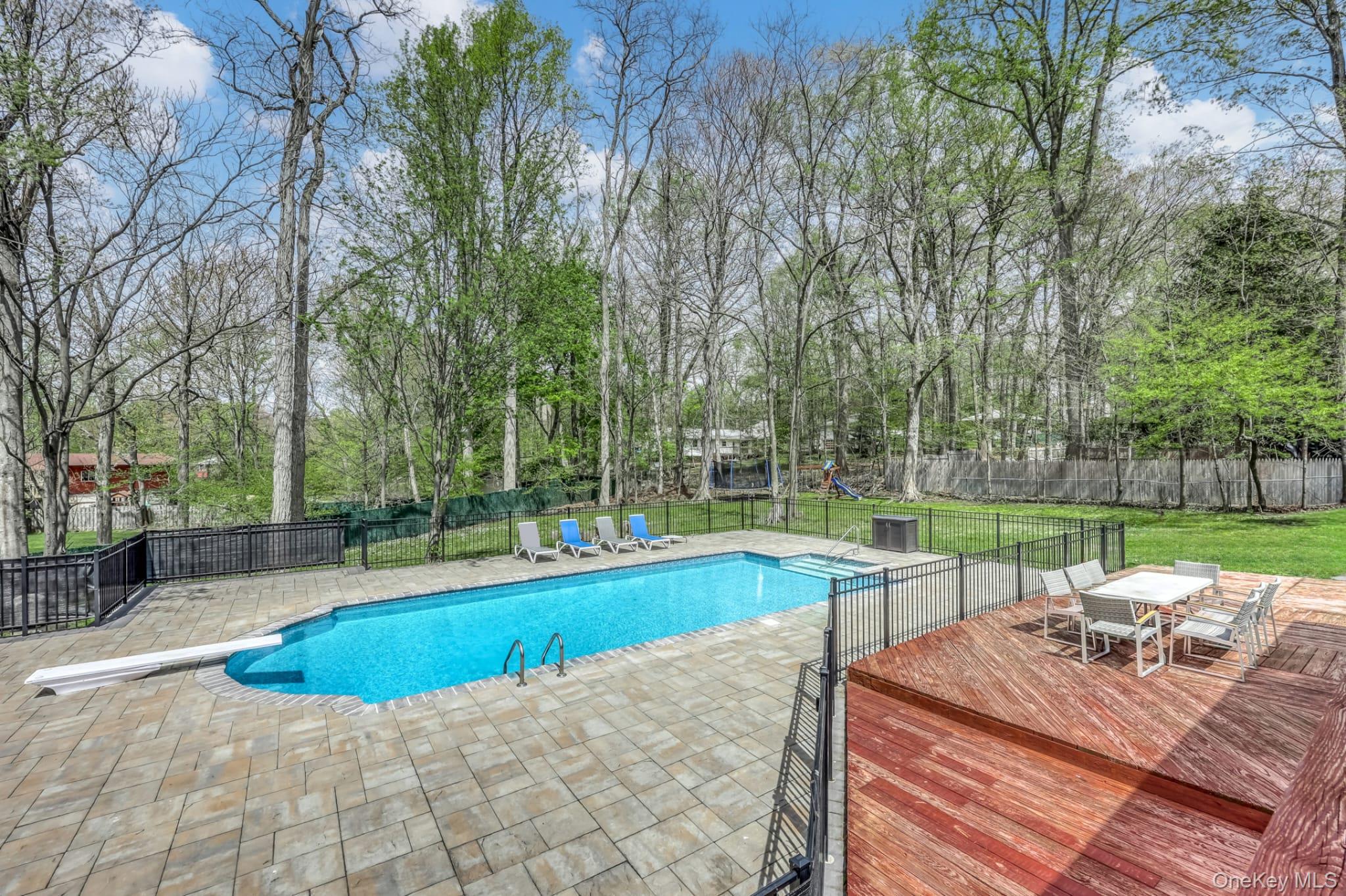 13 Gladwyne Court Property Photo 28