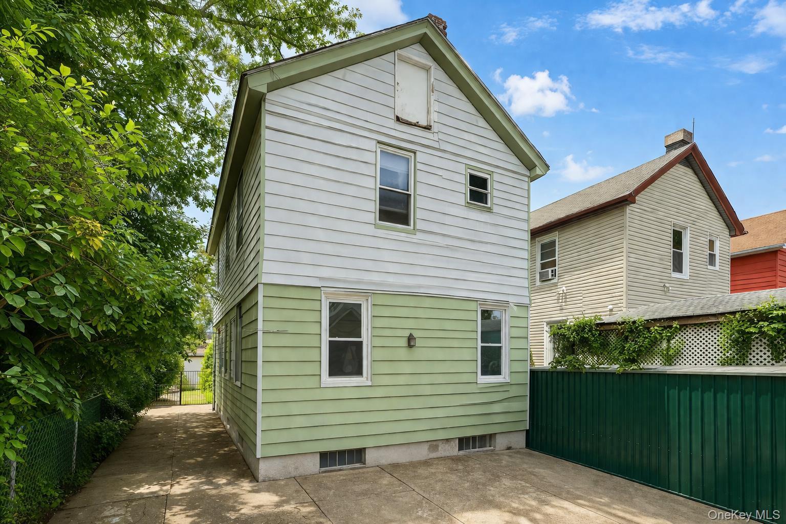 104-61 219th Street Property Photo 17