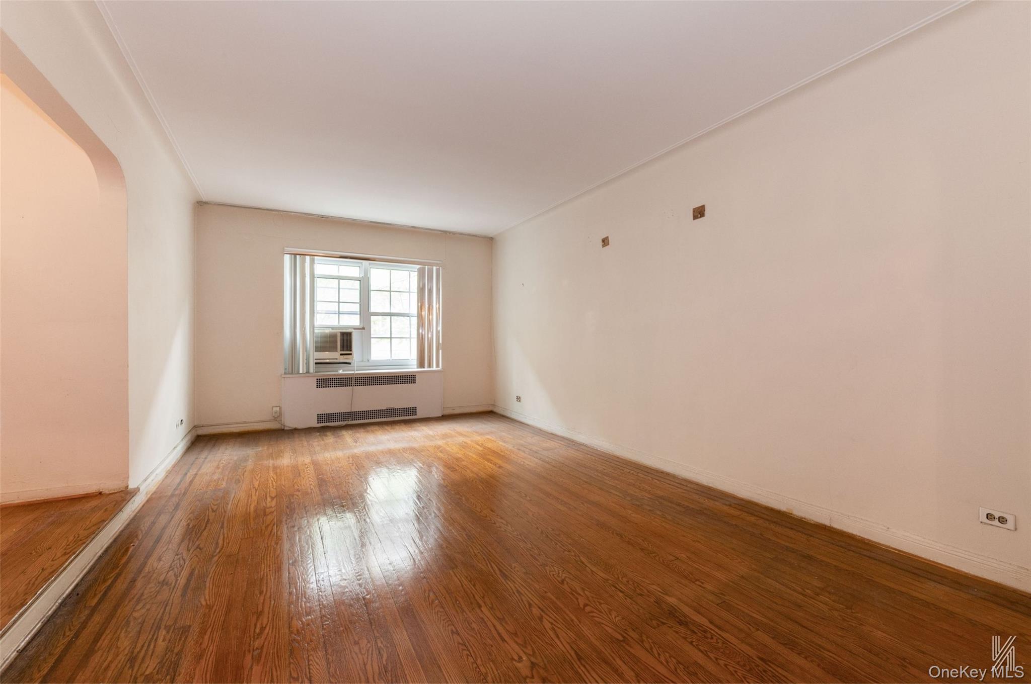 35-24 78th Street B24 Property Photo 4
