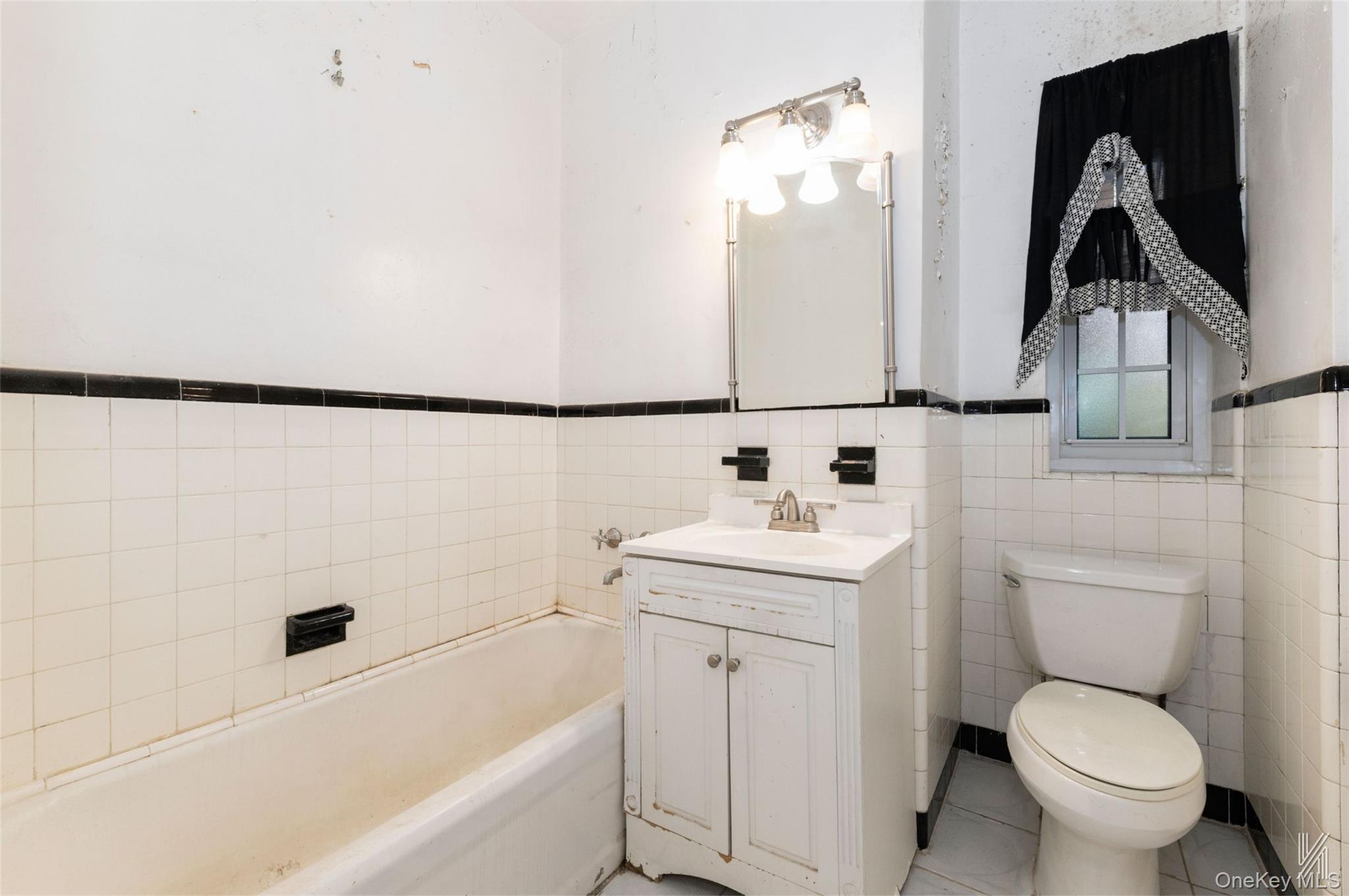 35-24 78th Street B24 Property Photo 20