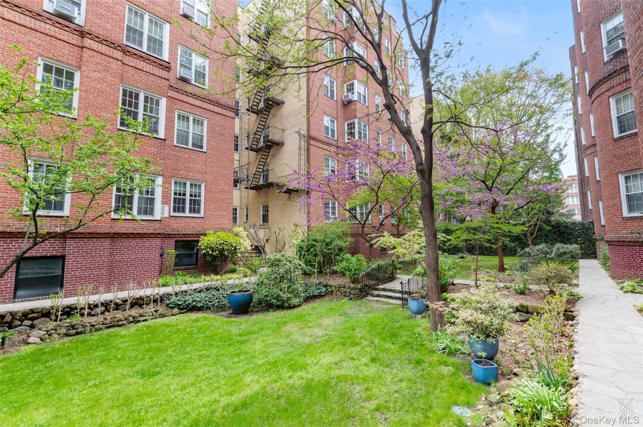 35-24 78th Street B24 Property Photo 23