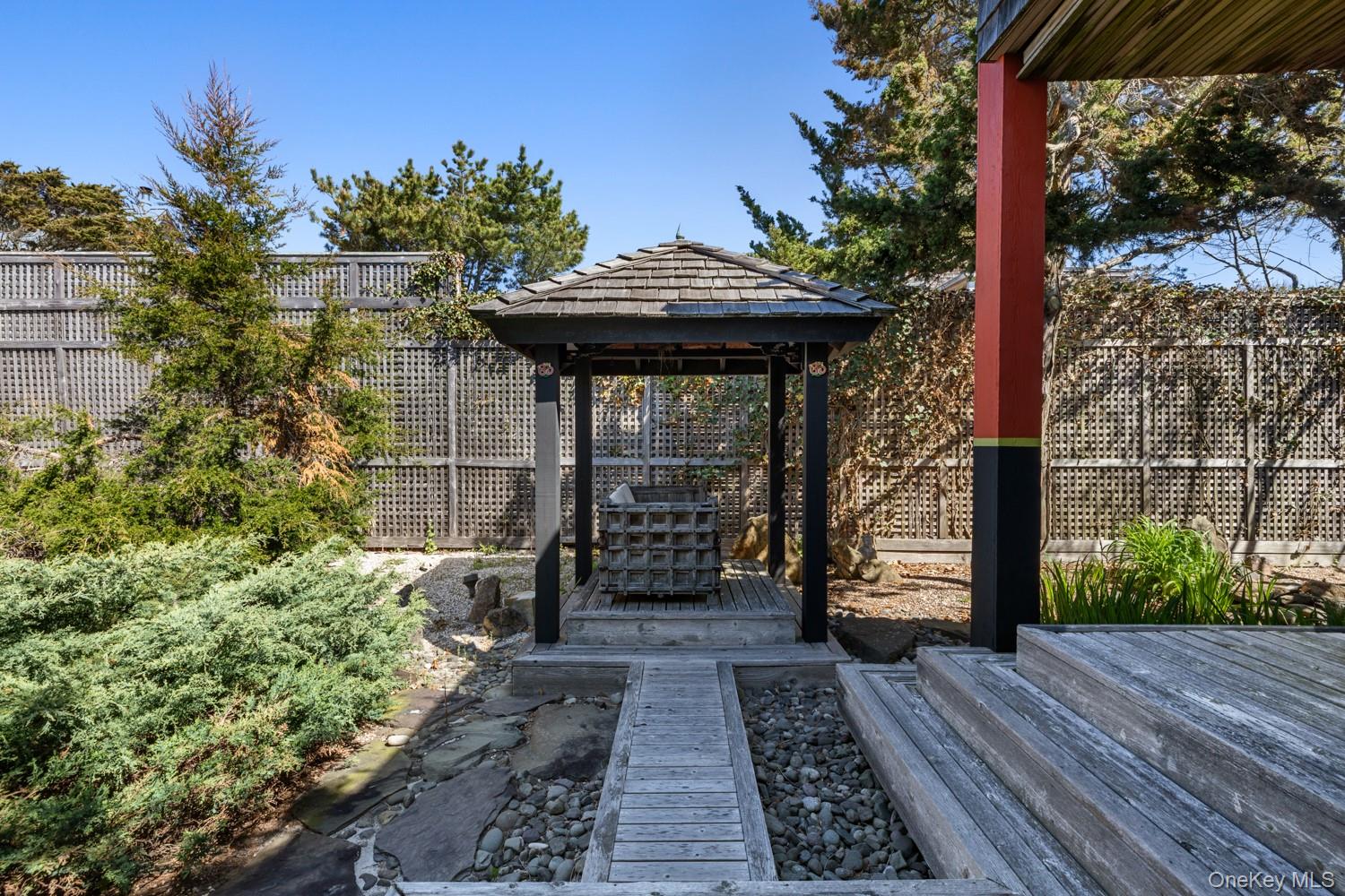 1 Steels Walk Property Photo 38