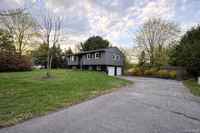 7 Jonathan Drive Property Photo 3