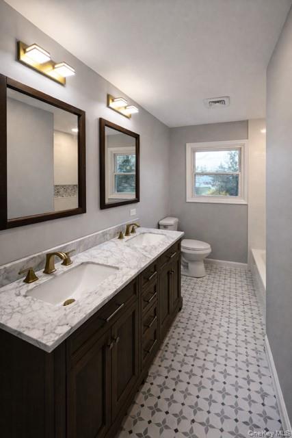 7 Jonathan Drive Property Photo 15