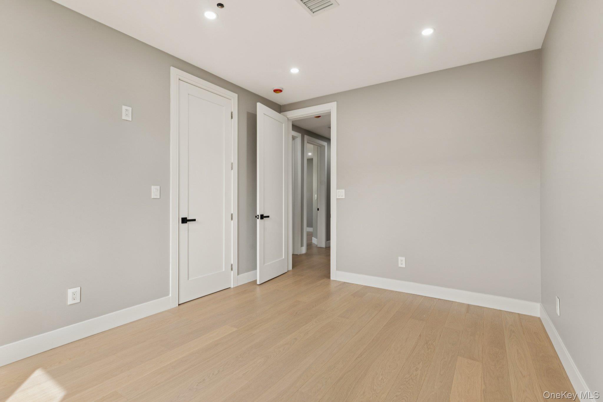 1368 Beech Street Property Photo 30