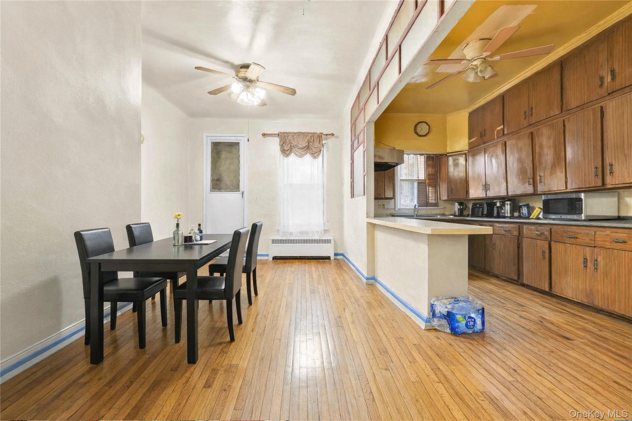224 E 55th Street Property Photo 8