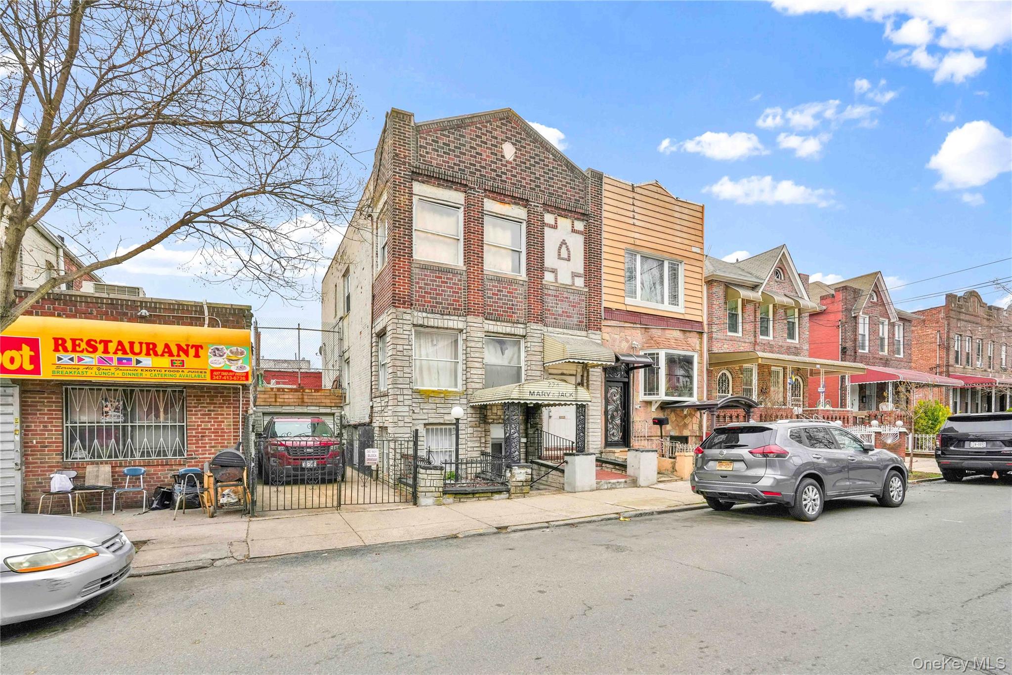 224 E 55th Street Property Photo 25