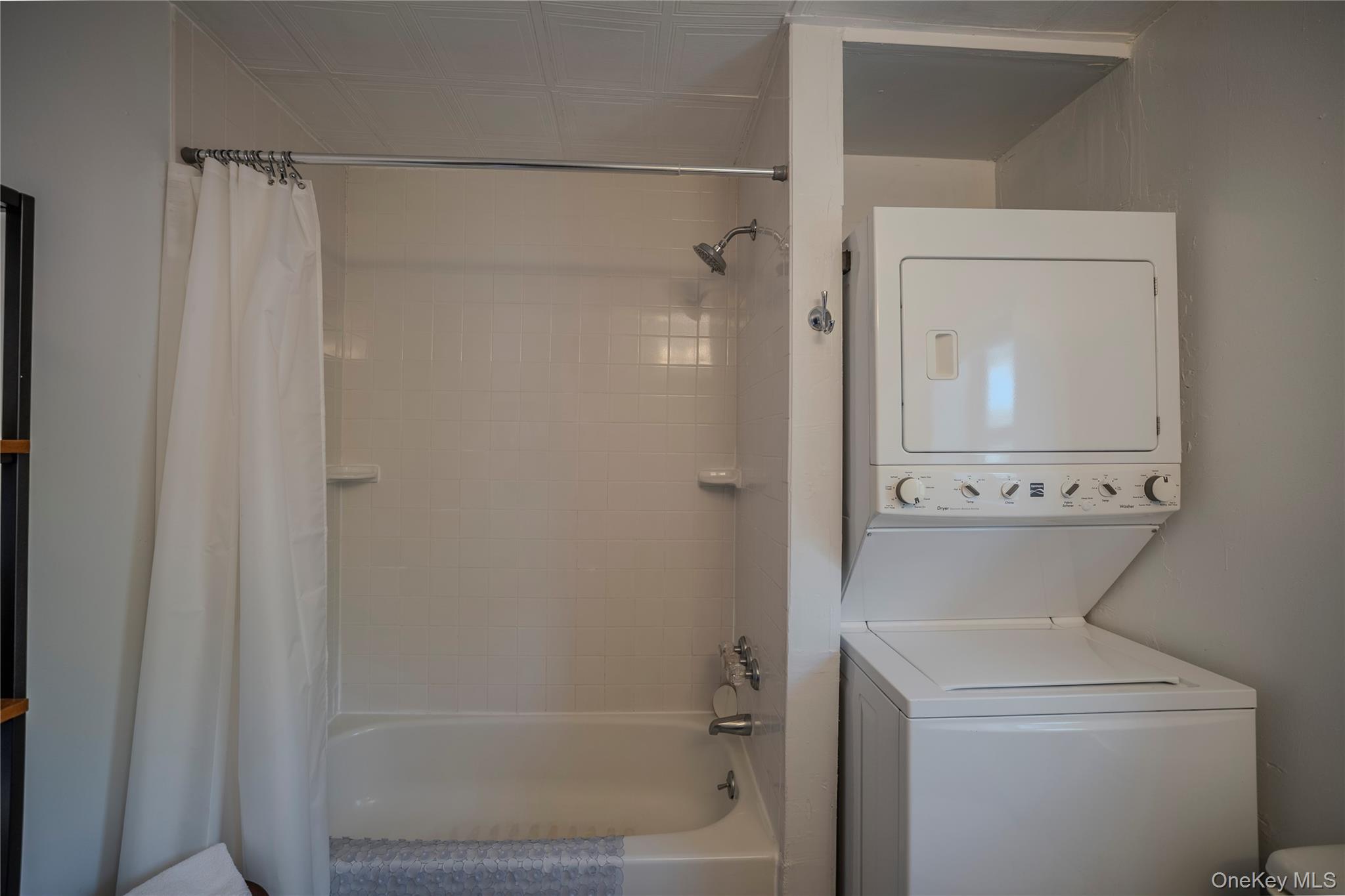 24 Rock Street Property Photo 21