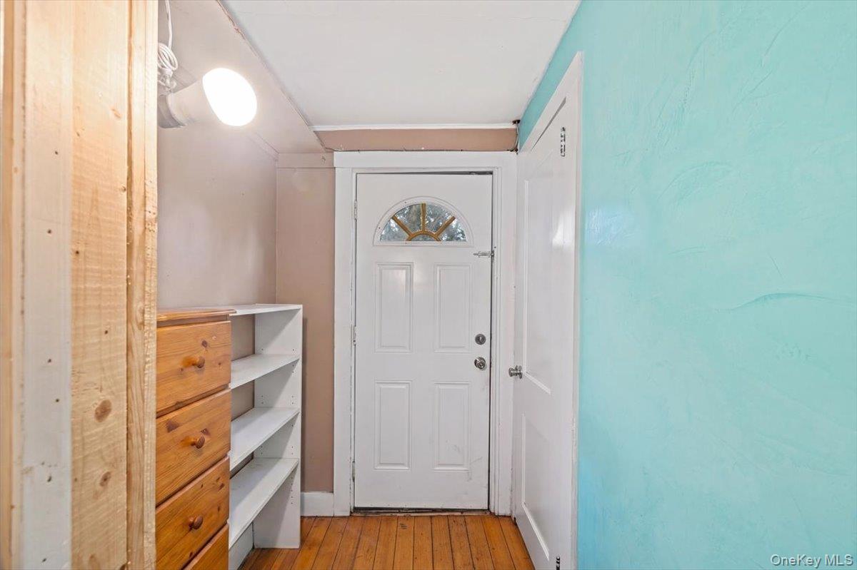 8 Geyser Place Property Photo 5