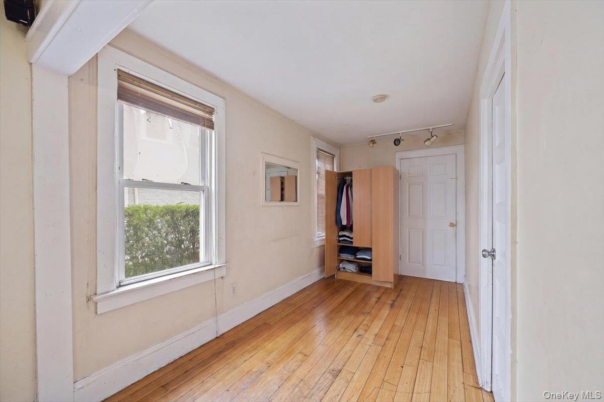 8 Geyser Place Property Photo 6