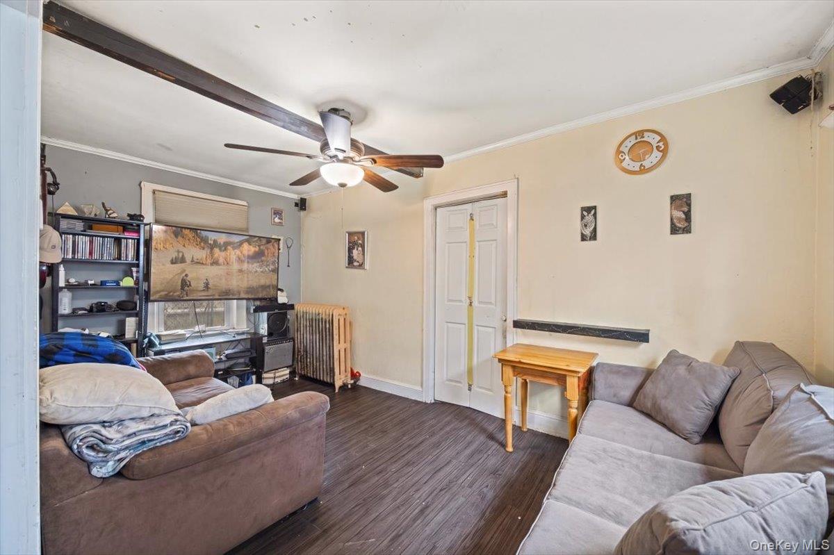 8 Geyser Place Property Photo 7