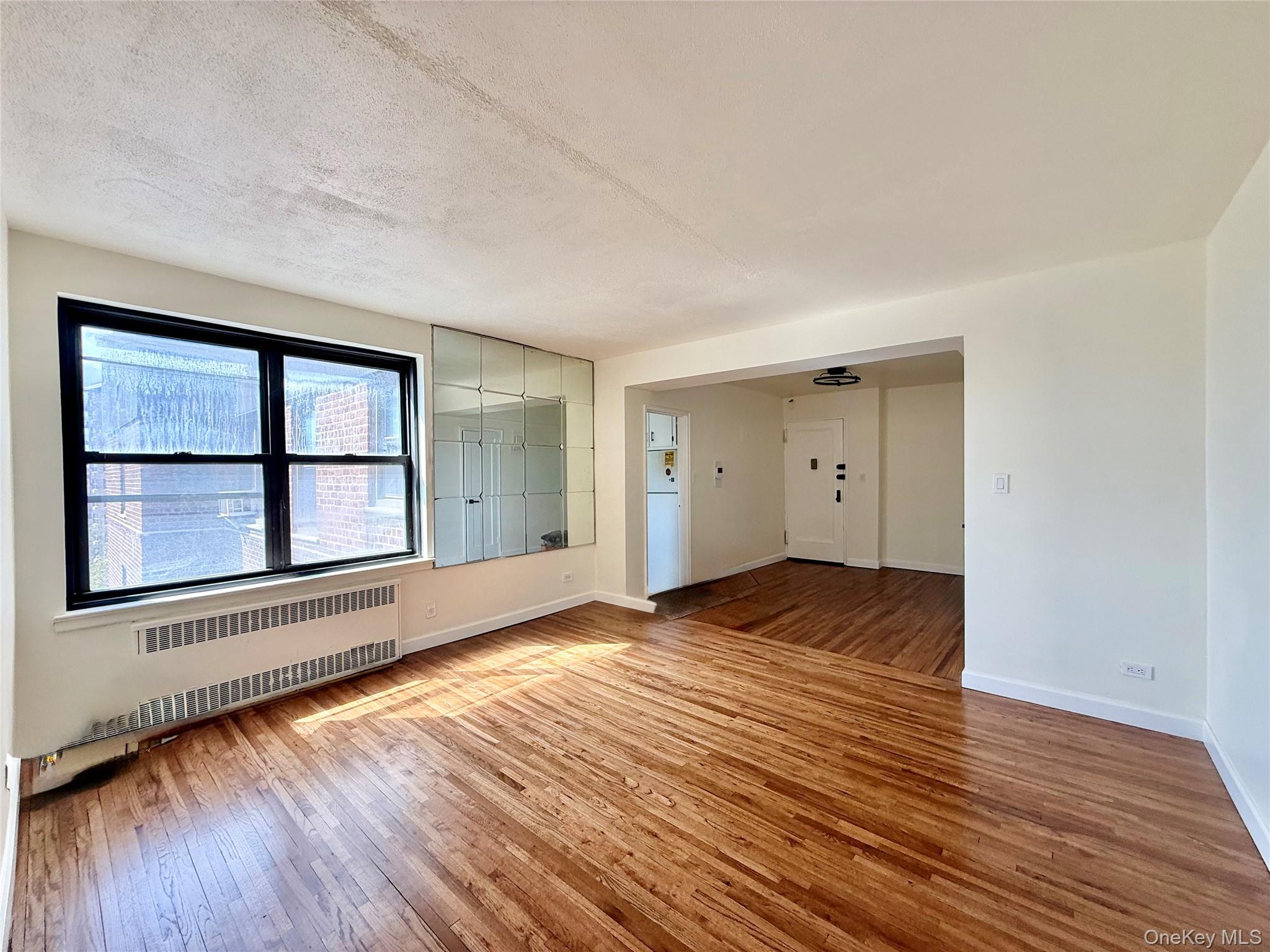 112-25 34th Avenue 6h Property Photo 3