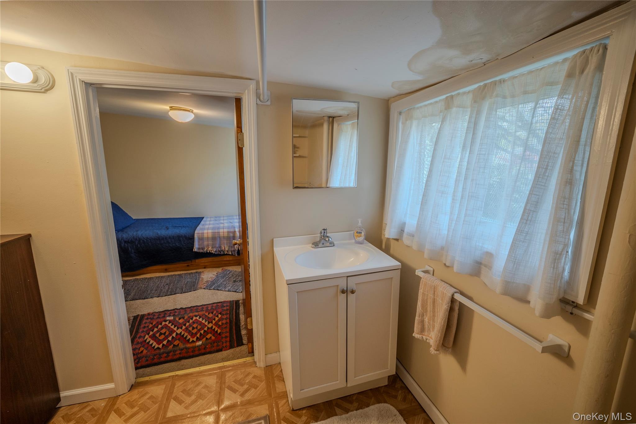 11 Kemble Avenue Property Photo 13