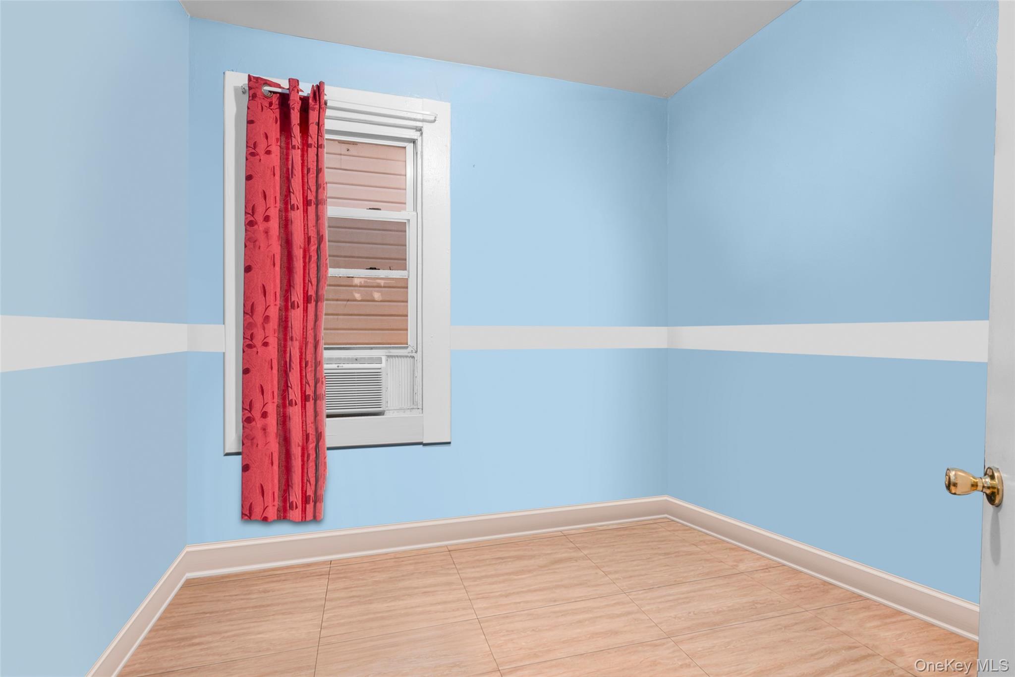 110 Beech Street Property Photo 4