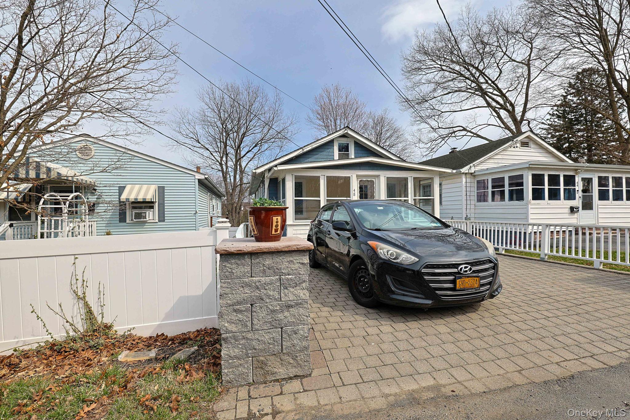 48 Thompson Street Property Photo 2