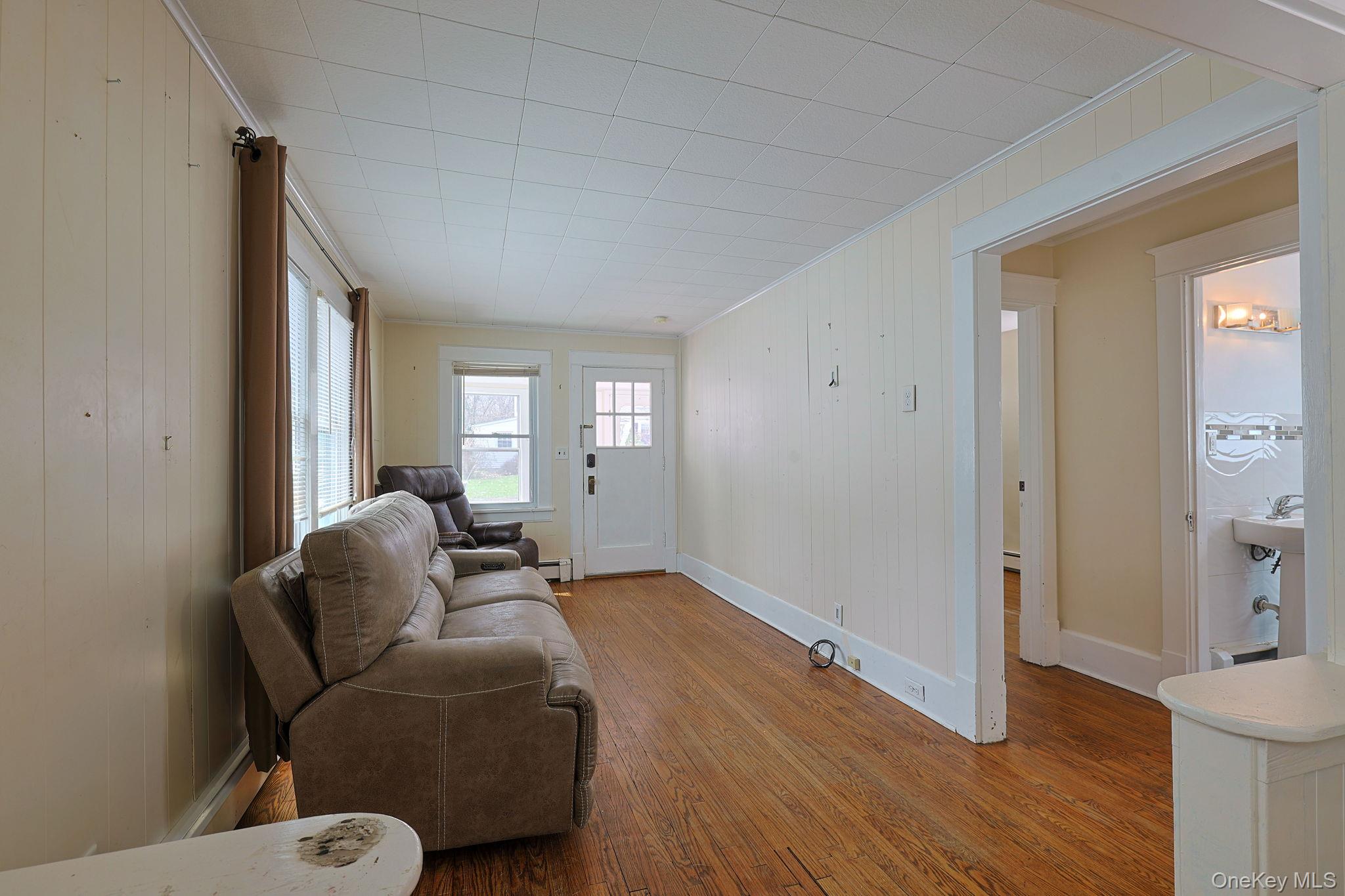 48 Thompson Street Property Photo 9