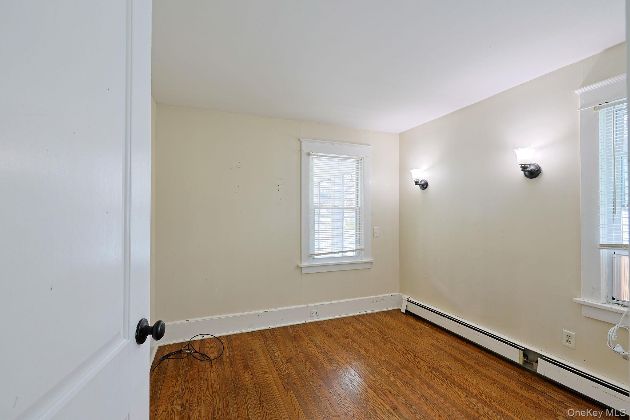 48 Thompson Street Property Photo 11