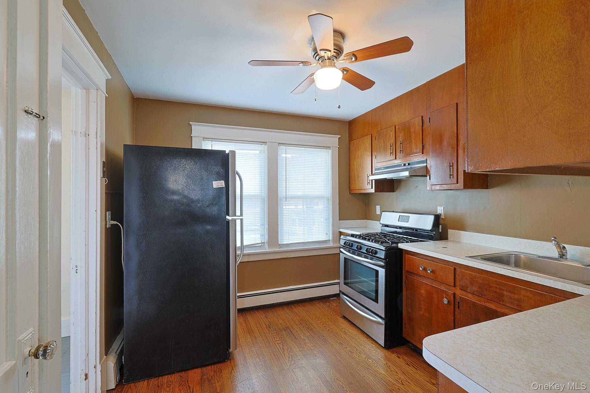 48 Thompson Street Property Photo 18