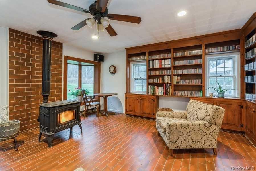 1141 Beekman Road Property Photo 9