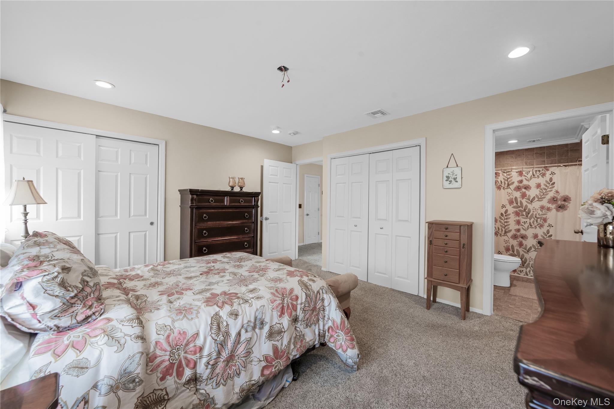 41 Cambridge Drive Property Photo 13