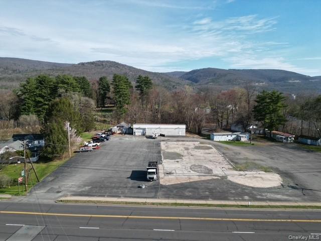 188 S Main Street Property Photo 6