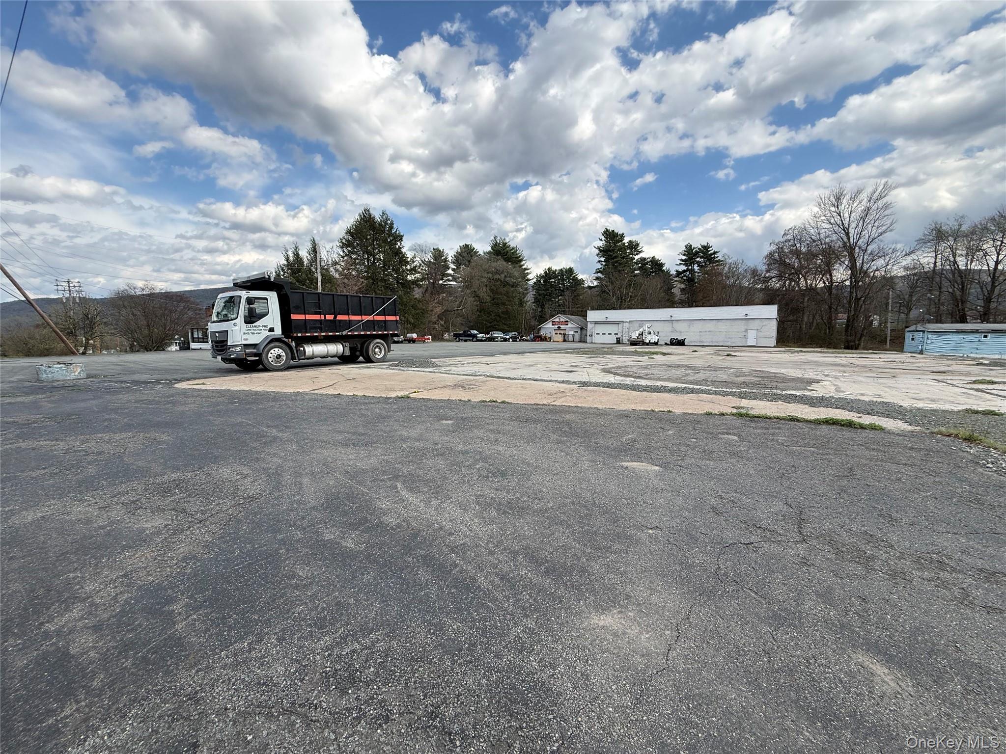 188 S Main Street Property Photo 24