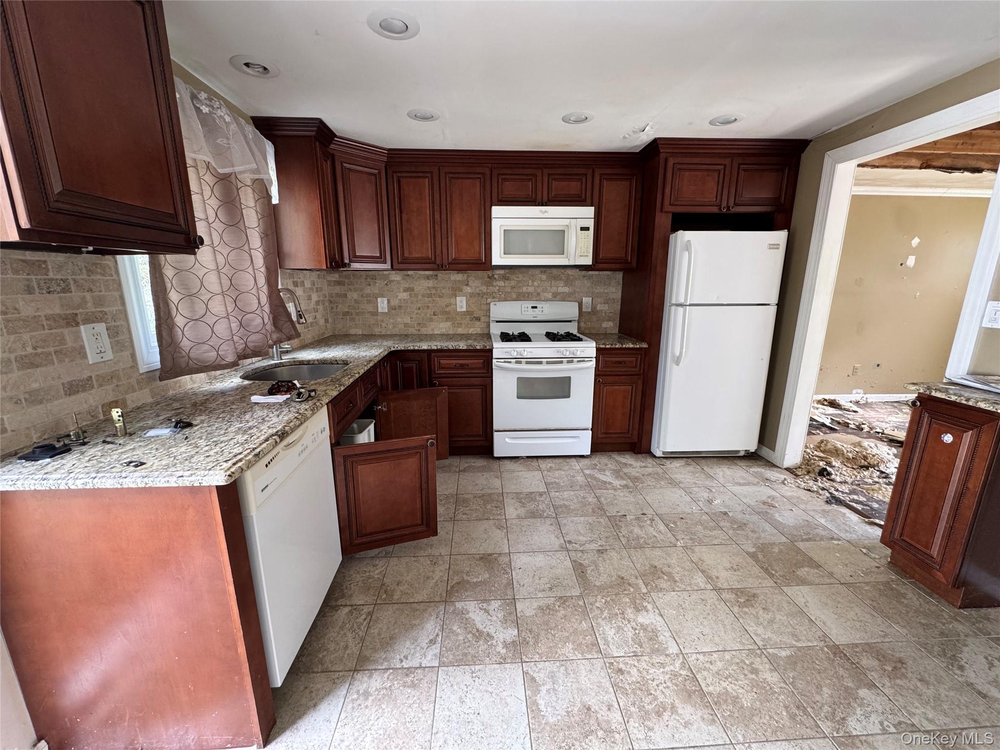 33 Hurd Avenue Property Photo 6