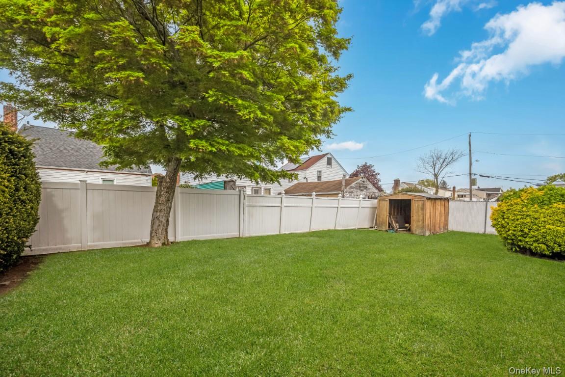 74 Holly Avenue Property Photo 24