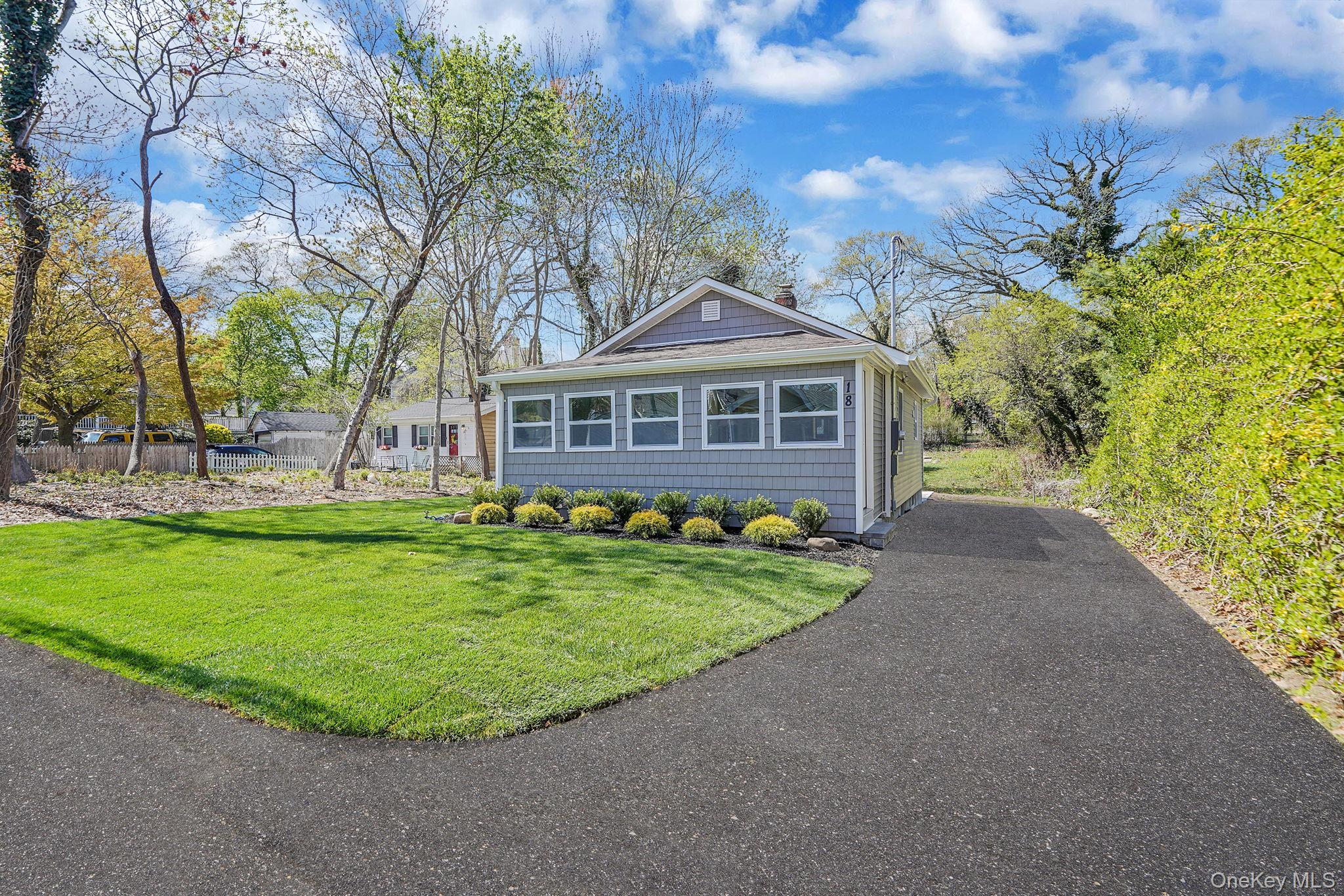 18 Cove Drive Property Photo 1