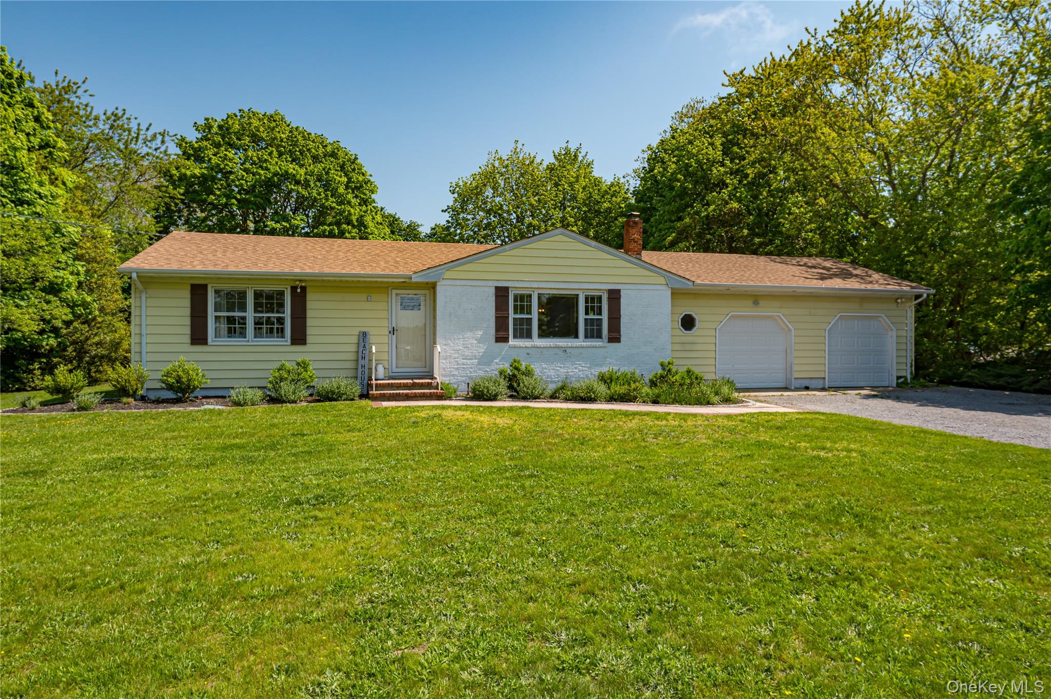 27 Sunset Avenue Property Photo 1