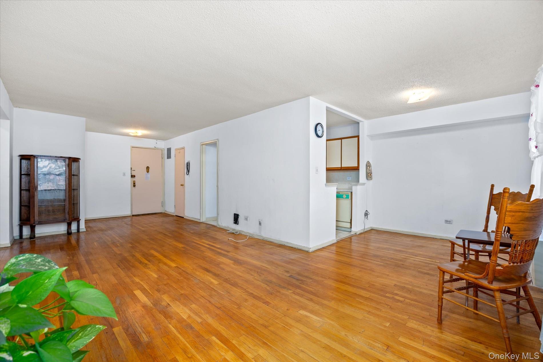 84-29 155th Avenue 2b Property Photo 4