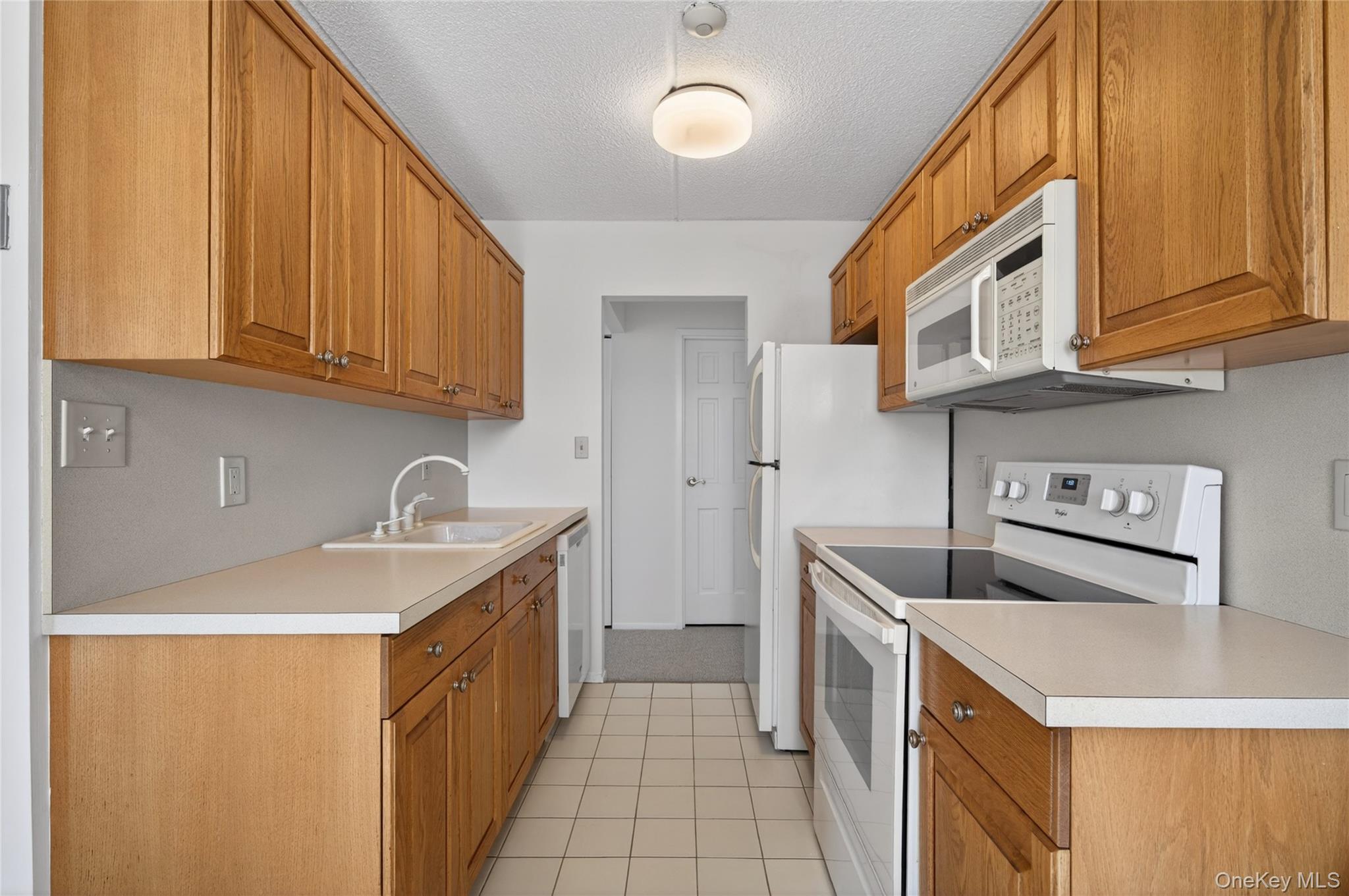 175 Maple Avenue 3g Property Photo 15