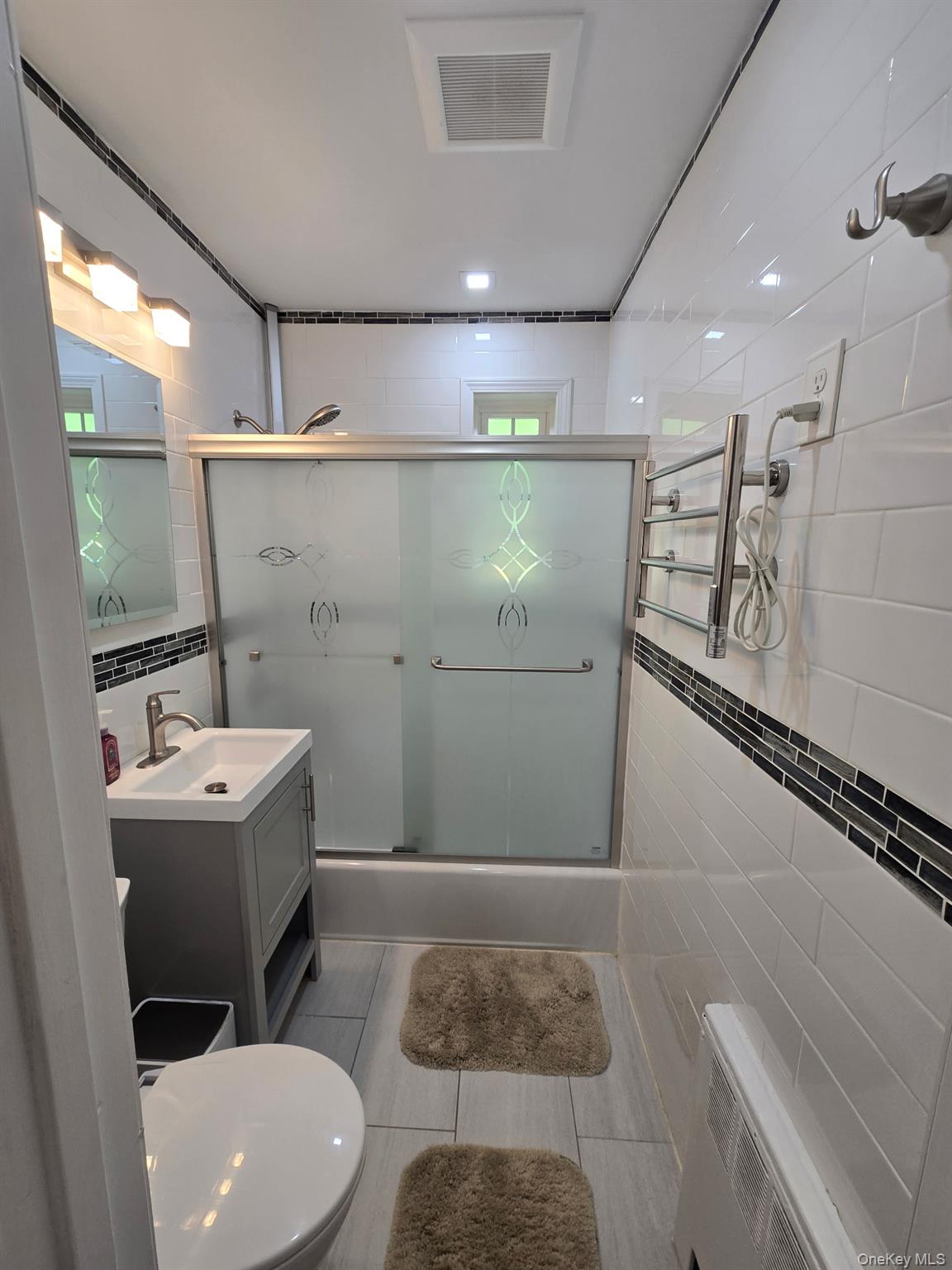 224-14 Kingsbury Avenue B Property Photo 18