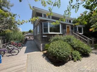 16 Crescent Walk Property Photo 1