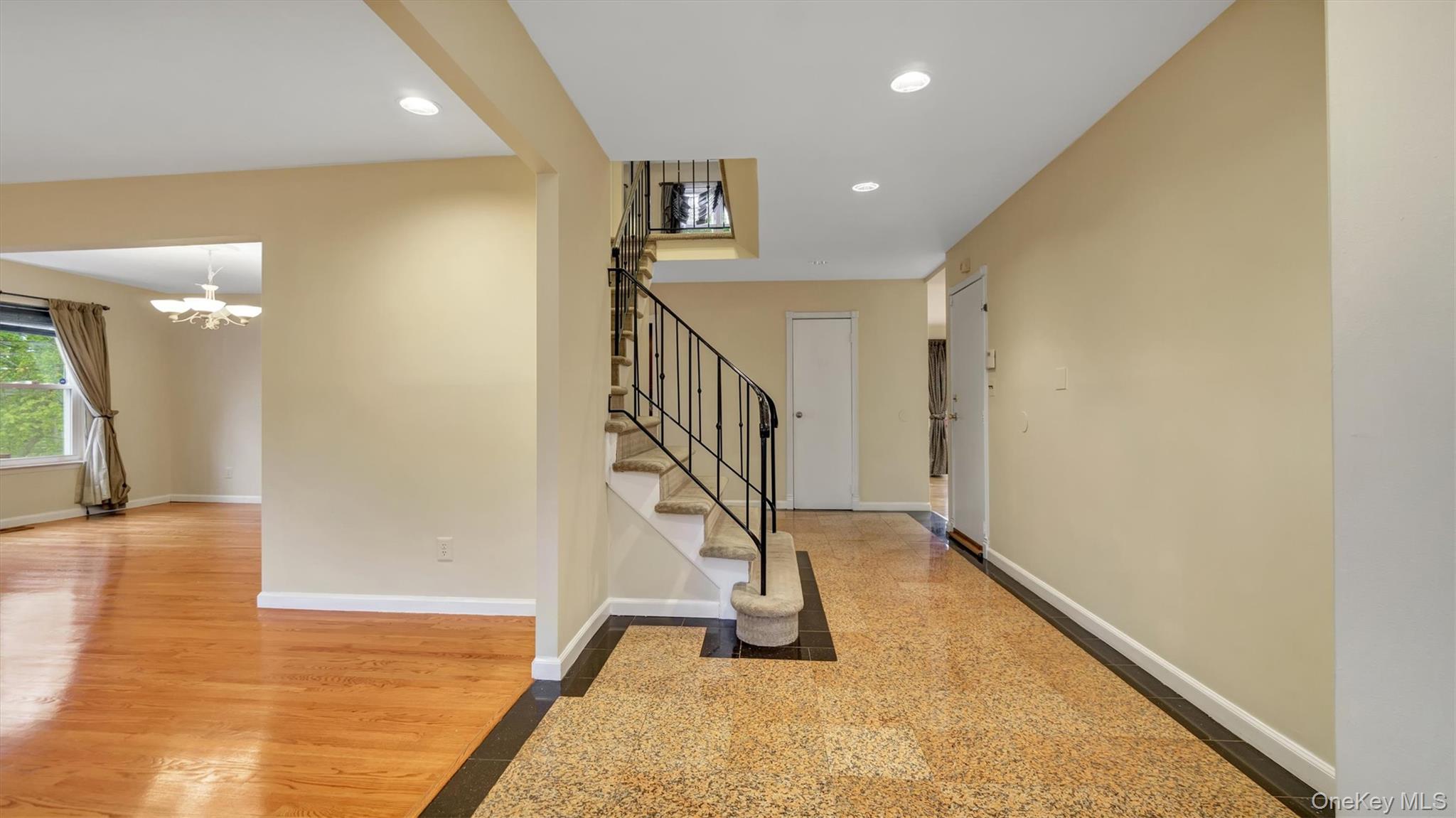 47 Carriage Road Property Photo 5