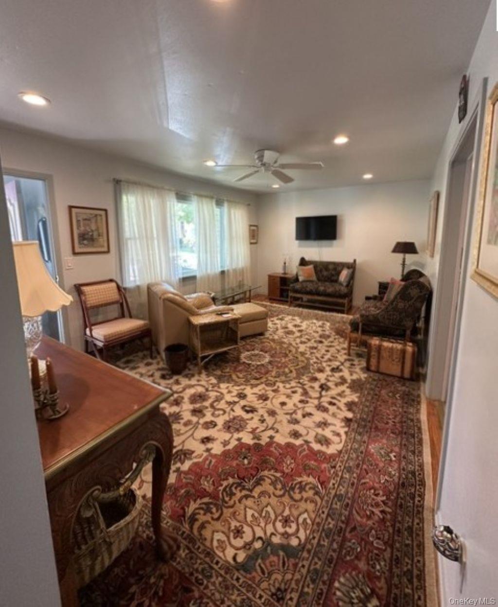 29 Maryland Boulevard Property Photo 3