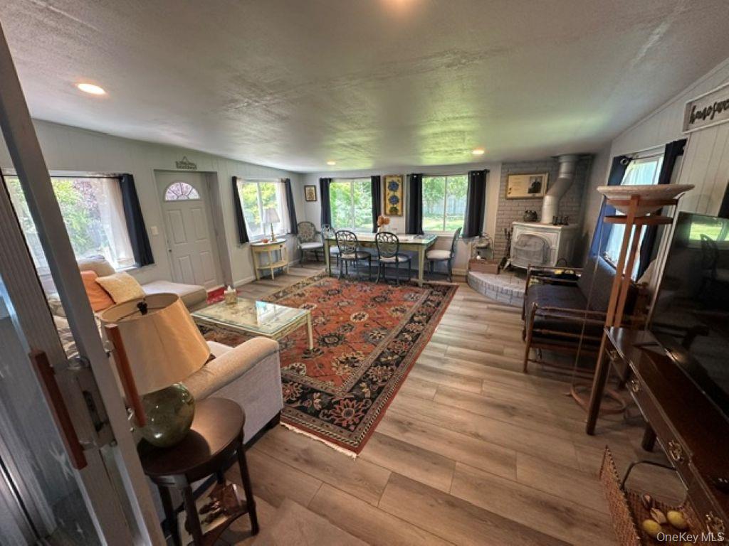 29 Maryland Boulevard Property Photo 6