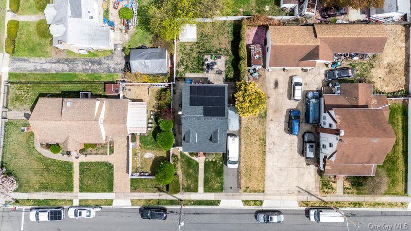 283 Hawthorne Avenue Property Photo 4