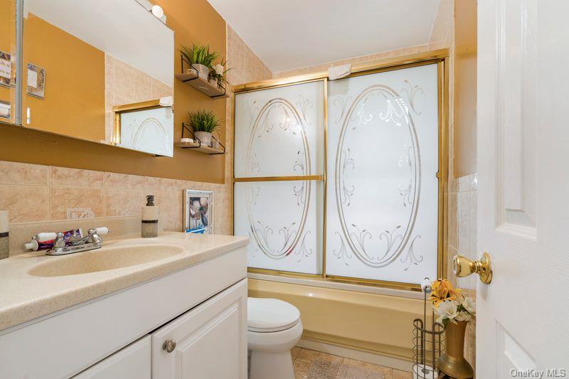 283 Hawthorne Avenue Property Photo 11