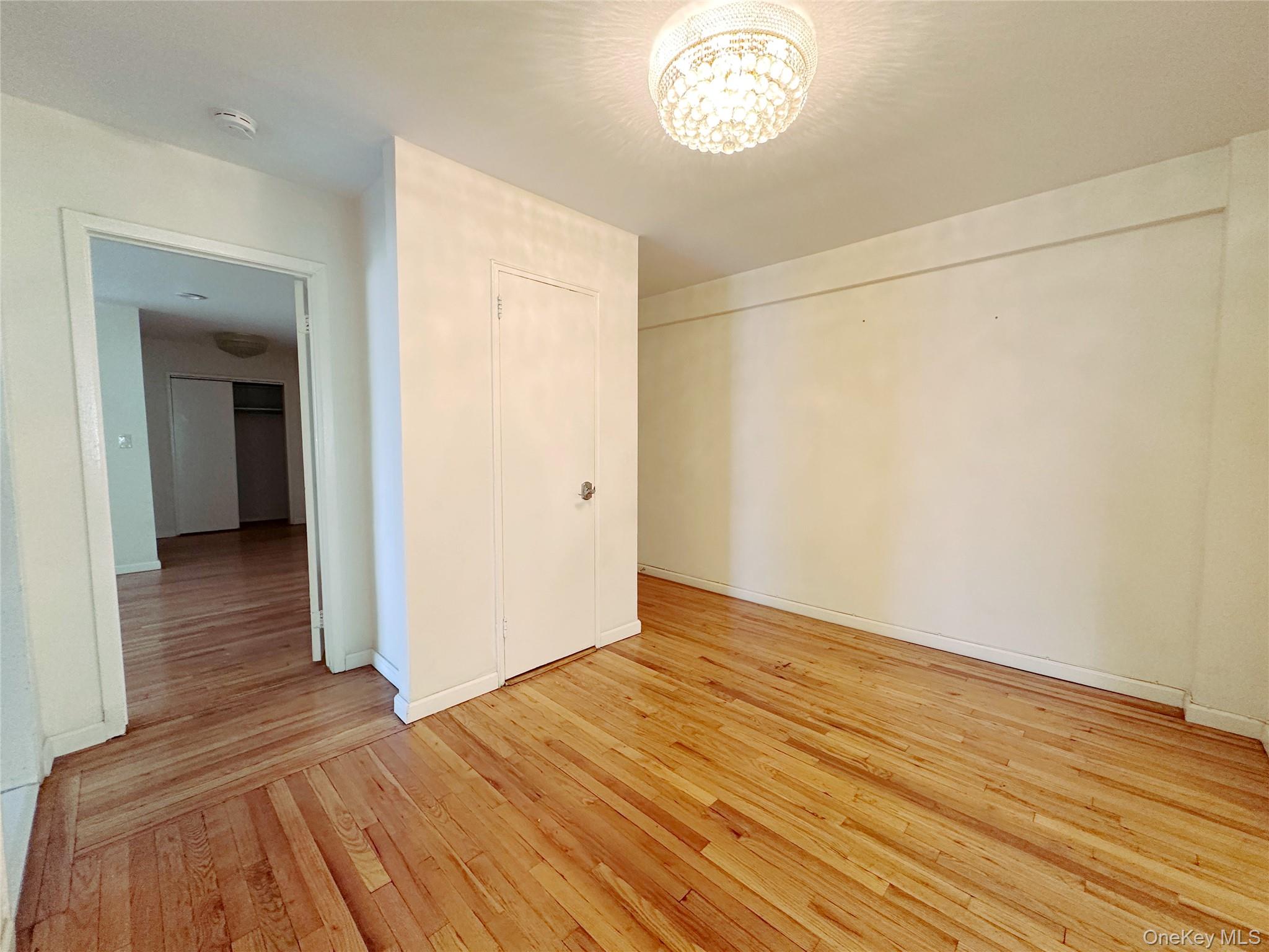 270 N Broadway 2hi Property Photo 6