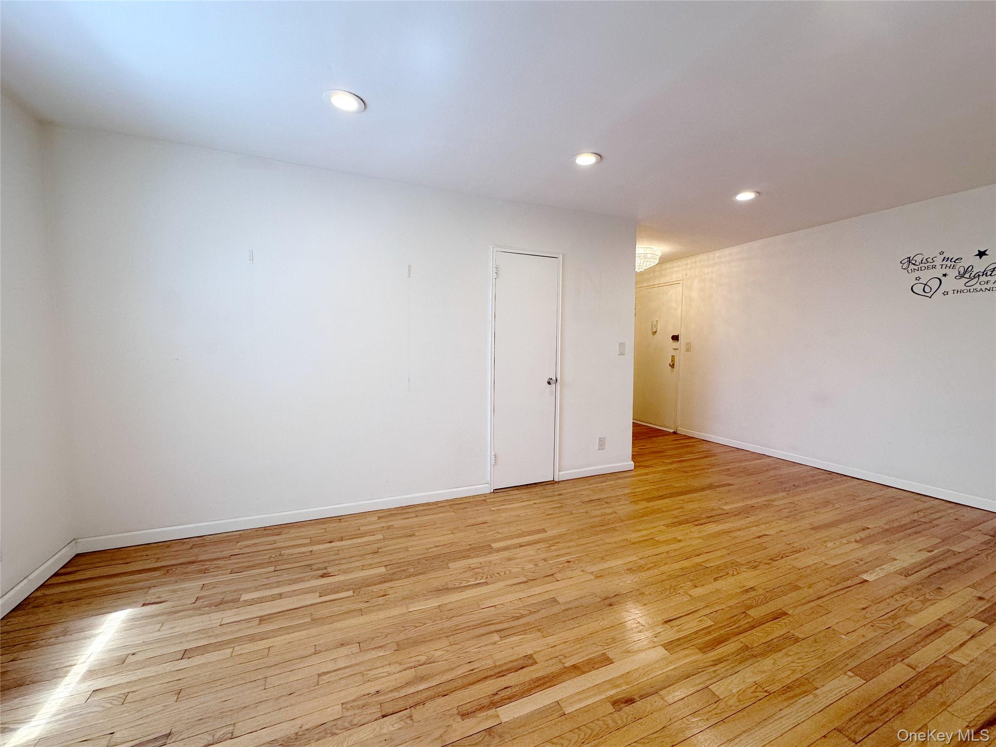 270 N Broadway 2hi Property Photo 13