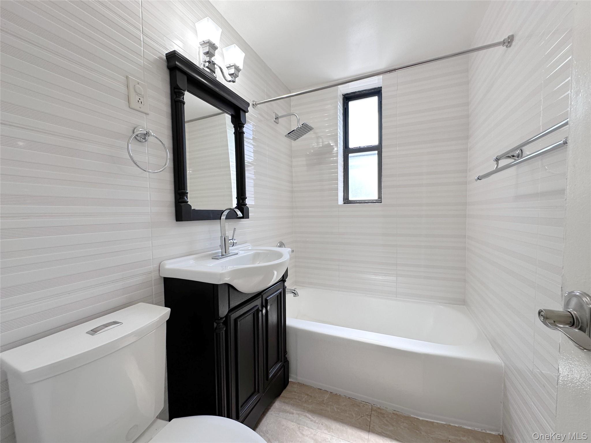 270 N Broadway 2hi Property Photo 23